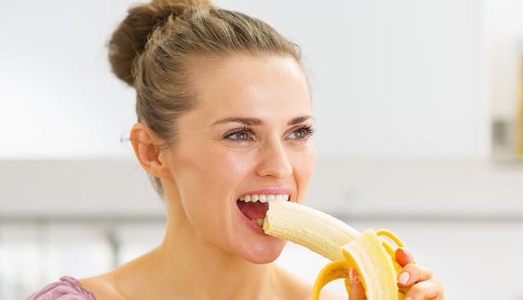 sugar craving,food items,sweetner,sugar,banana,berries,almond,health news in hindi