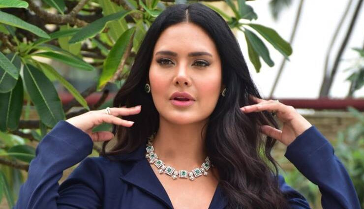 raveena tandon,Salman Khan,esha gupta,Hrithik Roshan,pathar ke phool,bollywood news in hindi