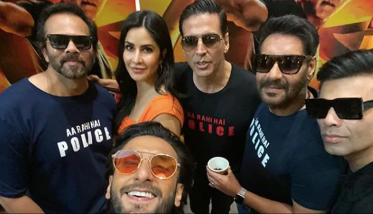 Akshay Kumar,manushi chhillar,sooryavanshi movie,akshay mother,bollywood news in hindi