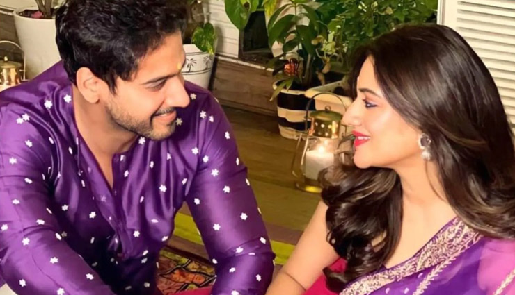nushrat bharucha,nusrat jahan,janhit mein jaari movie,yashdas guupta,nikhil,bollywood news in hindi