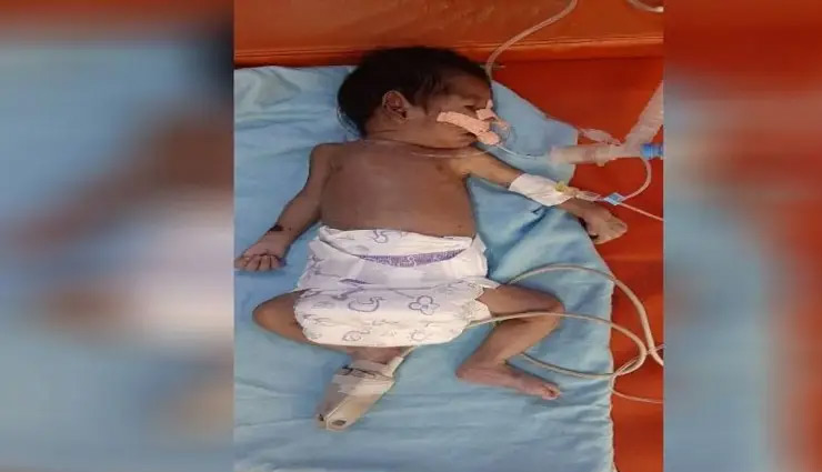 UP News: एंबुलेंस में ही तड़प-तड़प कर मर गया 18 दिन का मासूम बच्चा, BHU अस्पताल ने नहीं किया भर्ती