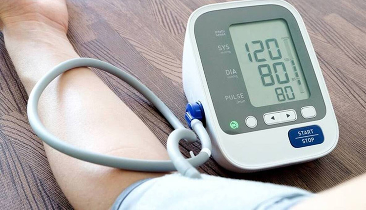 garlic,garlic benefits,blood pressure,cold cough,garlic diet,overweight,cancer,detox,health news in hindi