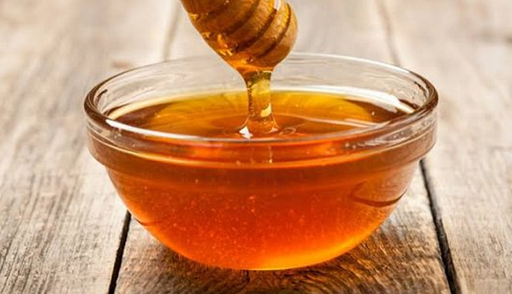 lips,lip care,summer,chapped lips,water,glycerine,vaseline,green vegetables,beauty article in hindi