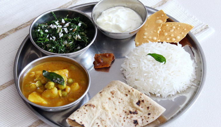 आज ही छोड़ दें बाहर का तला-भूना खाना, घर का खाना हिट था, है और रहेगा क्योंकि...
