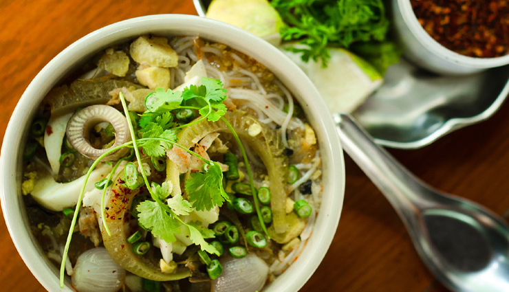 foods in myanmar,famous cuisines in myanmar,myanmar