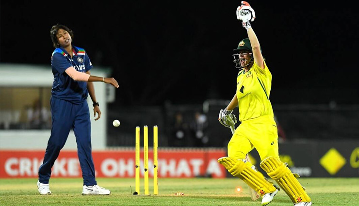 दूसरा वनडे : भारत ने ऑस्ट्रेलिया के खिलाफ पहले मनाया जश्न और फिर अंतिम गेंद पर गंवा दी बाजी
