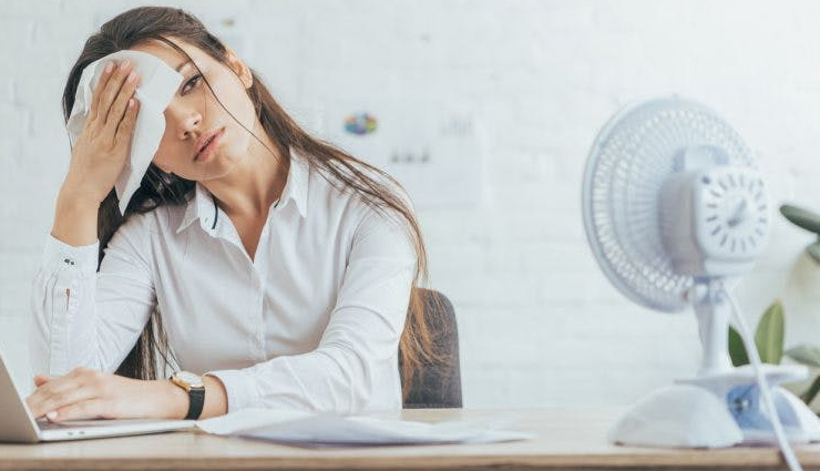 कुटजघन वटी : पेट के रोग फुर्र! लेकिन ये लोग नहीं कर सकते इसे इस्तेमाल...
kutajghan vati,kutajghan vati benefits,kutajghan vati treatment,stomach problems,health news in hindi