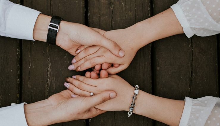 शादी के बाद की जिंदगी में होता है दिन-रात का अंतर, ये 10 बदलाव आना नेचुरल, देखें... couple life,marriage,marriage couple,husband,wife,husband wife,family,relationship article in hindi