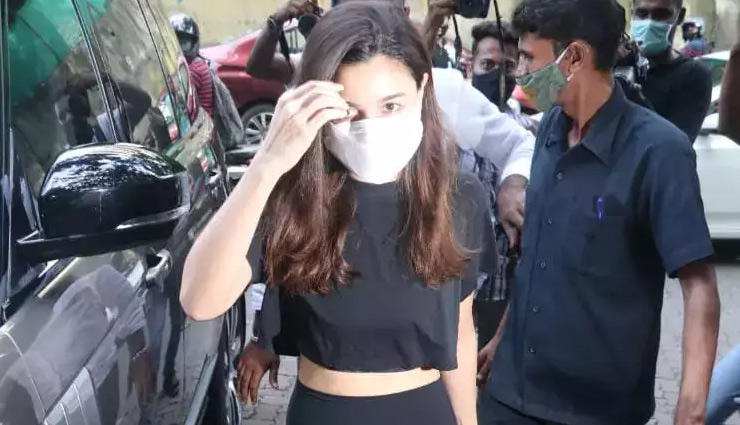 sonam kapoor,alia bhatt,jacquline fernandez,sonam good news,alia ranbir kapoor,jacqueline ed,bollywood news in hindi