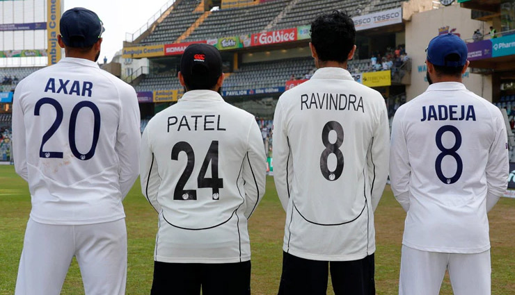 वाह! क्या फोटो है : ये 4 खिलाड़ी मिलकर बना रहे इन 2 का नाम! बुमराह को पत्नी ने यूं किया विश
