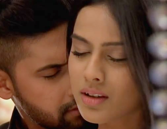 Daily soaps erotic scenes