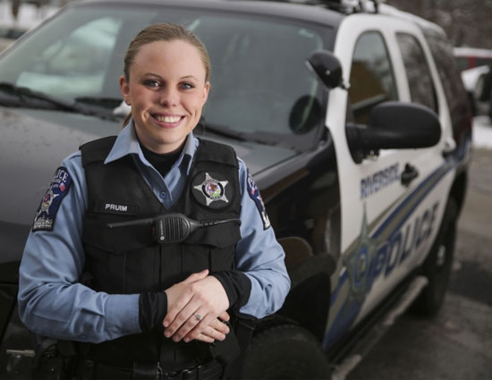 महिला दिवस विशेष : केवल पुलिस अफसर ही नहीं है ये महिलाएं 