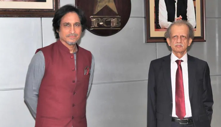 ramiz raja,pcb,pakistan cricket board,former opener ramiz raja,matthew hayden,vernon philander,t20 world cup,sports news in hindi