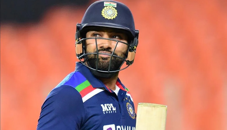 कोहली की कप्तानी को लेकर रहाणे-पुजारा ने शाह को मिलाया था फोन! सनी ने रोहित के लिए कहा...
virat kohli,rohit sharma,sunil gavaskar,ajinkya rahane,cheteshwar pujara,t20 world cup,wtc,sports news in hindi