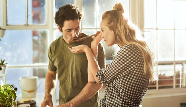 शादी के बाद की जिंदगी में होता है दिन-रात का अंतर, ये 10 बदलाव आना नेचुरल, देखें... couple life,marriage,marriage couple,husband,wife,husband wife,family,relationship article in hindi