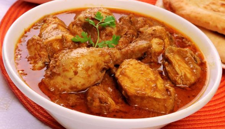 hyderabad,haleem,patthar ke gosht,natu kodi pulusu,osmania biscuit,tala hua gosht,telugu thali,mandi,jouzi halwa,khubani ka meetha,badam ki jaali,must try food in hyderabad,chisines of hyderabad