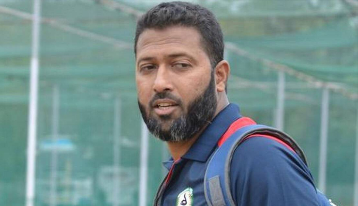 कानपुर टेस्ट : गावस्कर ने उठाए अंपायरिंग पर सवाल, जाफर ने नीशम को दिया जवाब और पकड़ी अक्षर की गलती!
kanpur test,india,newzealand,sunil gavaskar,wasim jaffer,jimmy neesham,sports news in hindi