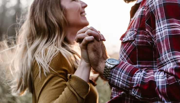 3 month relationship milestones,relationship progress at 90 days,psychological aspects of 3 month relationships,building a strong connection in 3 months,relationship development stages,transitioning to a committed relationship,introducing partner to family,socializing with partner friends,makeup-free in relationships,financial discussions in relationships,sharing financial philosophies with partner,discussing past relationships in a new relationship,relationship growth and vulnerability,trust and communication in relationships,emotional bonding in 3 month relationships,building a foundation for long-term commitment,relationship compatibility and financial goals,open communication about finances,overcoming relationship challenges,relationship advice for new couples