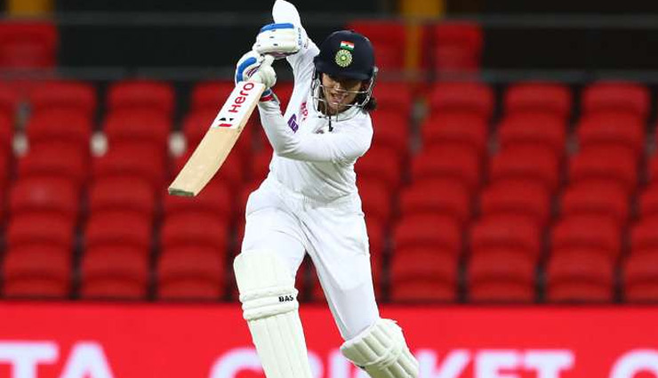 अश्विन ने मोर्गन को दिया ये तगड़ा जवाब, दर्शकों ने IPL को फिर बनाया हिट, शतक की ओर बढ़ीं स्मृति
r ashwin,eoin morgan,ipl-14,tv spectators,smriti mandhana,india,australia,sports news in hindi