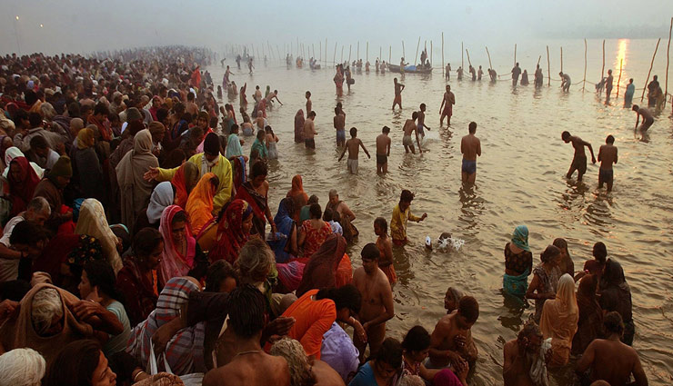 सिर्फ पतंगों का त्यौहार नहीं है मकर संक्रांति, इसके साथ जुड़े हुए हैं कई इंटरेस्टिंग फैक्ट्स, पढ़ें...
makar sankranti,sakrat,kites,kite festival,sun,kumbh mela,lohri,gud,til ke laddu,lifestyle article in hindi