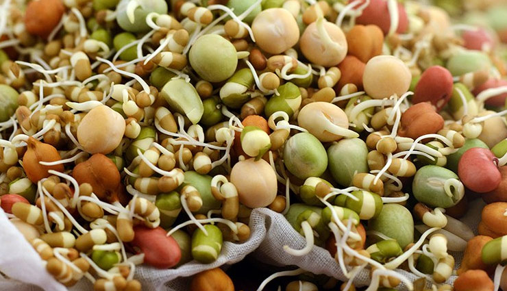 healthy foods,superfoods,whey proteins,water,water retention,diet,fats,restaurant,fruit juice,carbs,sprouts,hot water,health article in hindi