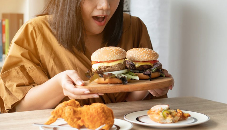 stomach pain. abdominal pain,stomach,belly,digestion,water,fast food,health article in hindi