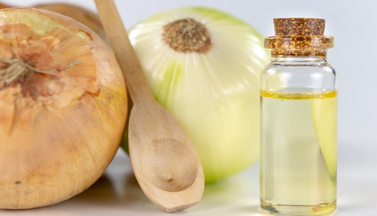 diy hair mask,long and beautiful hairs,onion,castor oil,onion juice,onion oil,hair scalp,beauty news in hindi