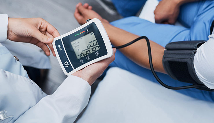 hibiscus tea,hibiscus,hibiscus tea health,calorie,caffeine,anti oxidant,hibiscus flower,tension,blood pressure,health article in hindi