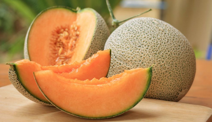 हो रहे हैं एसिडिटी से दो-चार...मुक्ति पाने को कस लें कमर, इन फूड्स और ड्रिंक्स को बनाएं ‘हमसफर’ foods,drinks,acidity,vomiting,banana,green vegetables,fast food,health news in hindi