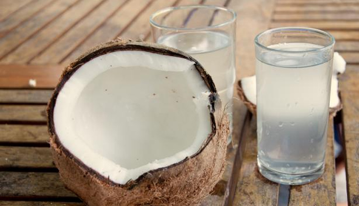 नारियल लाए हमारे अंदर बल, इसका फल और जल अच्छा बनाए हमारा आज और कल, पढ़े...
