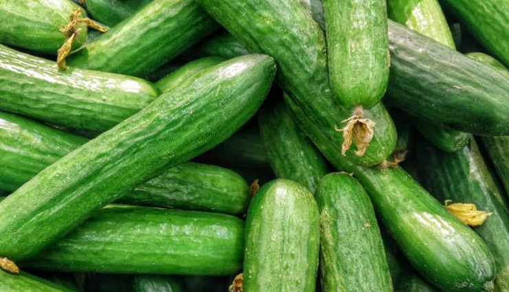 हो रहे हैं एसिडिटी से दो-चार...मुक्ति पाने को कस लें कमर, इन फूड्स और ड्रिंक्स को बनाएं ‘हमसफर’ foods,drinks,acidity,vomiting,banana,green vegetables,fast food,health news in hindi