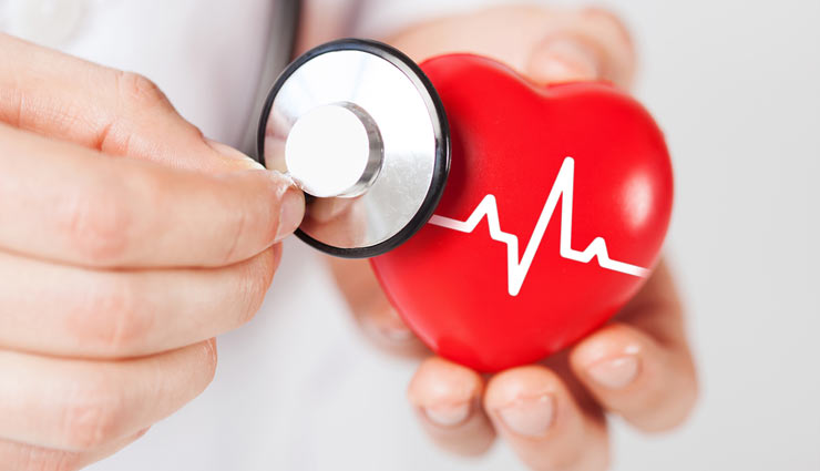 Apple,apple fruit,apple diseases,apple health,respiration,heart,toothache,skin,diabetes,intestine,constipation,overweight,health article in hindi