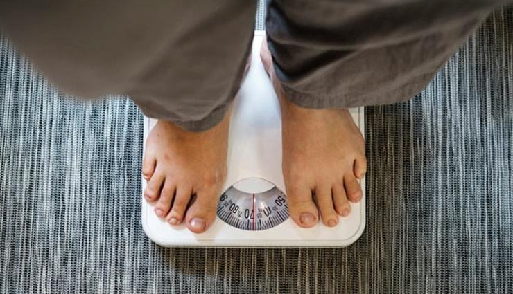 curry tree,curry tree advantages,curry tree medicinal values,eyesight,anemia,diarrhea,diabetes,weight,grey hair,health article in hindi