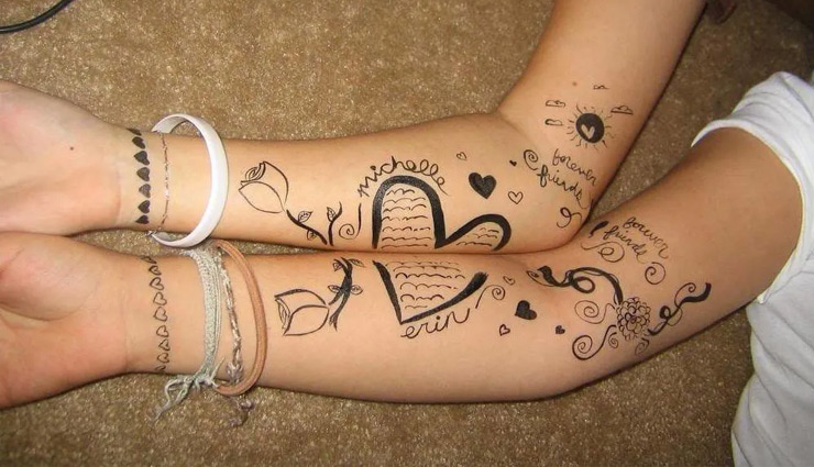 tattoo,couples,couples tattoo,king and queen crowns tattoo,name and date tattoo,fingerprint tattoo,matching tattoos,connecting tattos