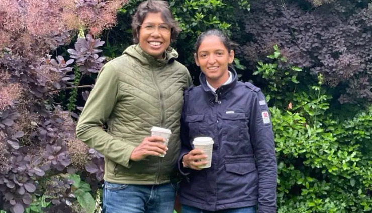 rohit sharma,rohit daughter,rohit social media,rohit daughter photo,indian women cricket team,harmanpreet kaur,smriti mandhana,india vs england,sports news in hindi