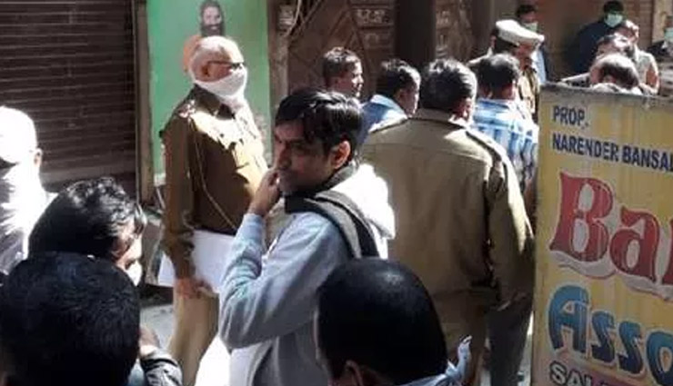 दिल्‍ली: भजनपुरा में मिली  5 लोगों की सड़ी-गली लाश,  सभी शव एक ही परिवार के
