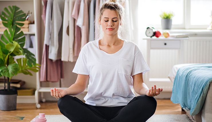 stress relief,yoga,corona period,corona,covid-19,coronavirus,tension,depression,lockdown,health news in hindi