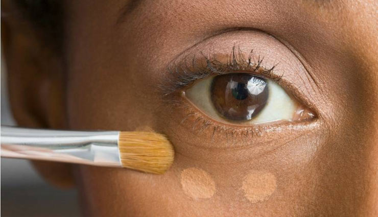 oily skin,makeup tips,oily skin makeup tips,pimples,foundation,concealer,translucent powder,spray,lipstick,eye shadow,beauty article in hindi