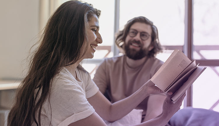 Long Distance Relationship : दूर रहने पर भी जुड़े रह सकते हैं दिल, बस! इन बातों का रखें ध्यान long distance relationship,relation,husband,wife,partner,insecure,surprise,love feeling,believe,mature,time management,dedication,relationship article in hindi