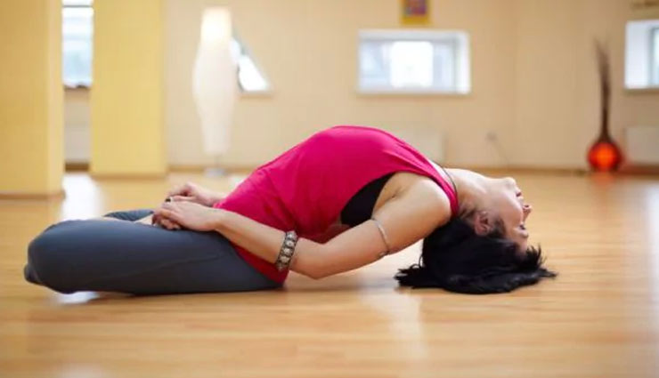 शुगर, मोटापे, हाइपरटेंशन की जैसे बढ़ रहे थायराइड के मरीज, ये योग हैं रोग भगाने में सक्षम! yoga,yogasana,thyroid control,thyroid,harmone,iodine,sarvangasana,vipareet karni,matsyasana,ujjai pranayam,health article in hindi