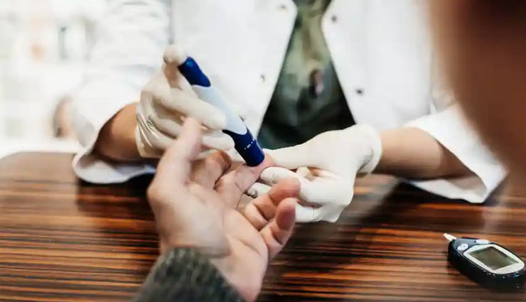 asafoetida,hing,hing medicinal benefits,digestion,whooping cough,headache,coldness,cough,diabetes,swelling on lips,health article in hindi