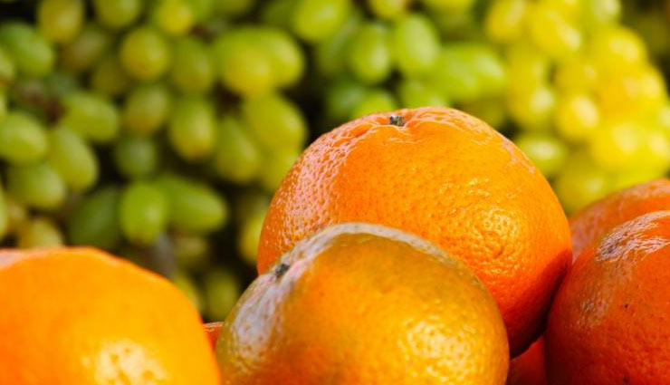 healthy food,hair fall,hair care,saloon,diet,strawberry,Oats,fruit,sunflower seed,lemon juice,walnut,beauty article in hindi