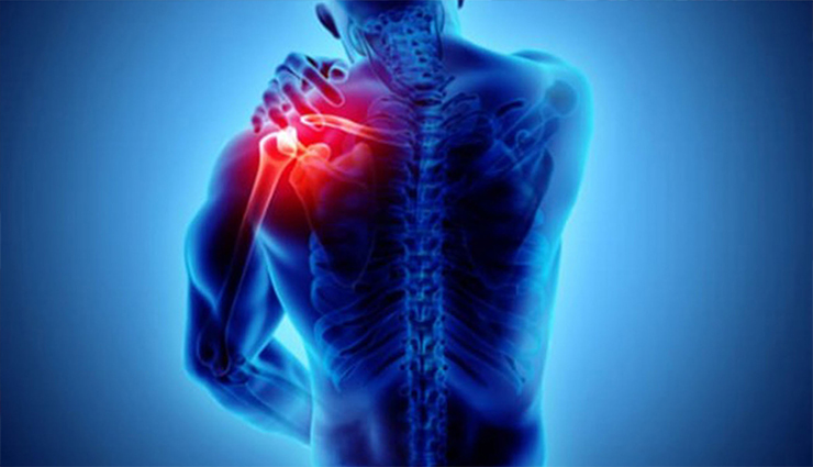 carrot ginger juice benefits,health benefits of carrot ginger juice,carrot ginger juice for immune system,anti-inflammatory juice,carrot and ginger juice digestion,ginger carrot juice for skin health,carrot ginger juice detox,carrot ginger turmeric juice,benefits of carrot ginger juice,ginger carrot juice weight loss