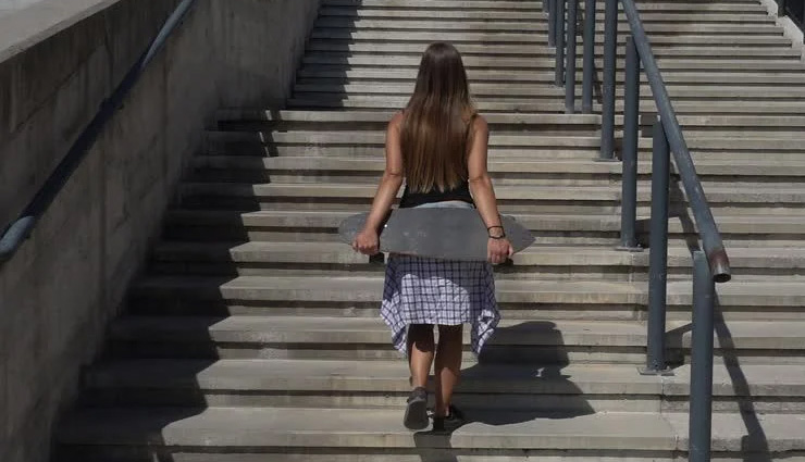 coronavirus,strong bones,corona period,corona,covid-19,calcium,vitamin d,sunlight,exercise,ayurveda,health news in hindi