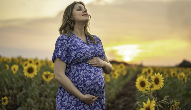 coconut water,nariyal pani,coconut water benefits,coconut water health,coconut,kidney stone,headache,pregnant lady,health article in hindi