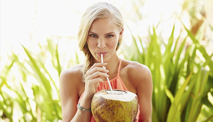 coconut water,coconut,coconut water medicine,coconut water advantages,skin,hair,fever,pregnancy,empty stomach,coconut crush,health article in hindi
