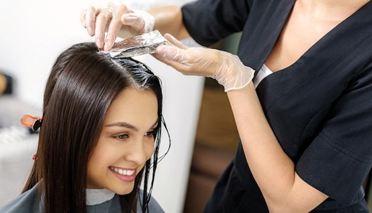 grey hair,white hair,reasons of grey hair,treatment of grey hair,hair follicles,pigment cells,health article in hindi