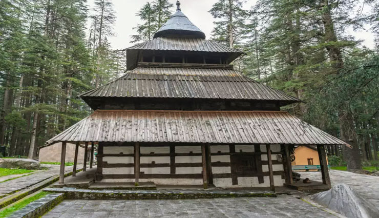 manali,hill station manali,beautiful manali,himachal pradesh,kullu valley,adventure activities,rohtang pass,hidimba temple,naggar fort,solang valley,manikaran,tourism article in hindi