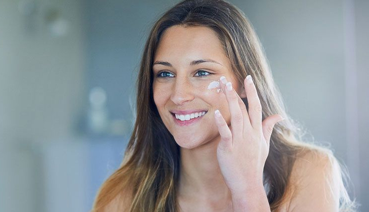 दिखना है सदा जवां-जवां तो इस्तेमाल करें ये स्किनकेयर इन्ग्रेडिएंट्स