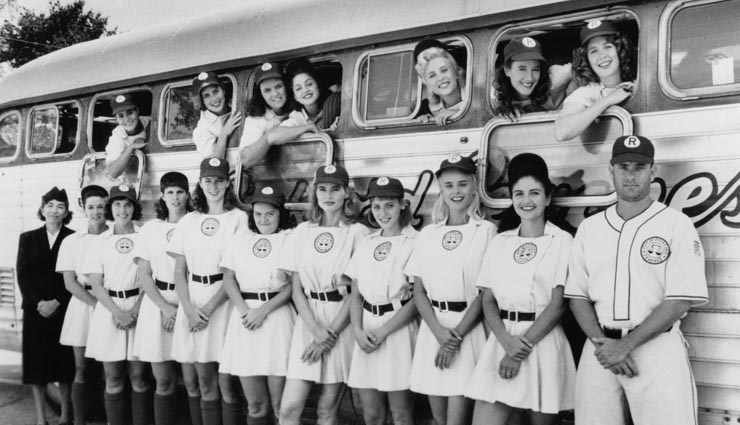 hollywood movies that celebrates girls gang,the sisterhood of the traveling pants,clueless,first wives club,pitch perfect,a league of their own